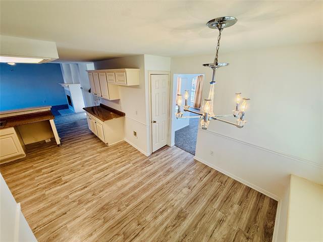 Building Photo - 830 San Jacinto Dr