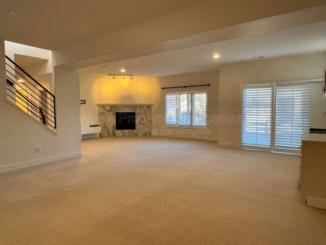 Building Photo - 14973 W 32nd Dr