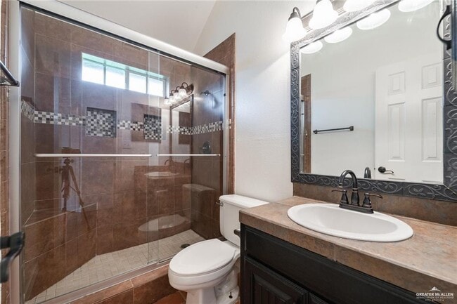 Building Photo - 18 N 30th St