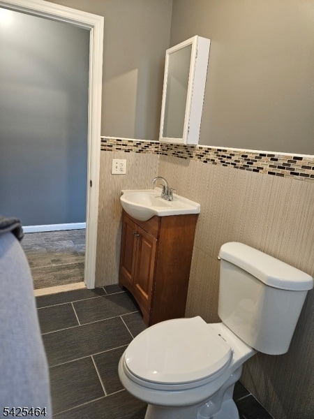 Building Photo - 310 Halsted St