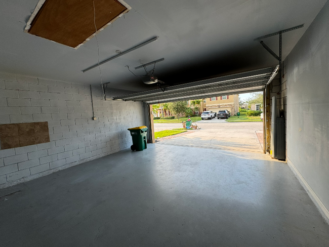 Building Photo - 3740 Aria Dr