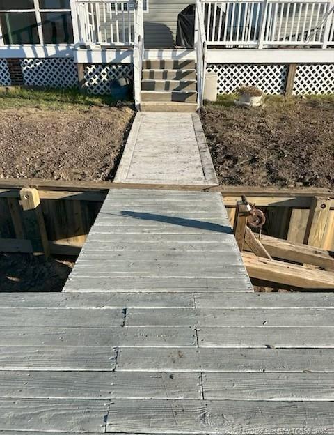 Building Photo - 692 Cedar Point