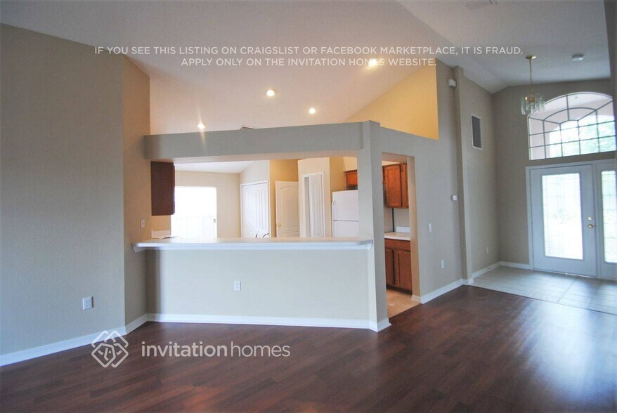 Building Photo - 12718 Lake Vista Dr