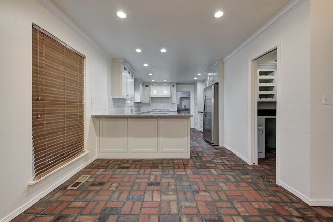 Building Photo - 4308 Northridge Rd