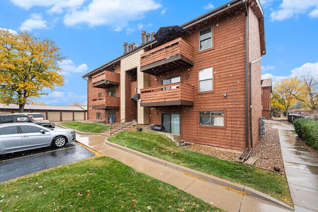 Building Photo - 7040 W 20th Ave