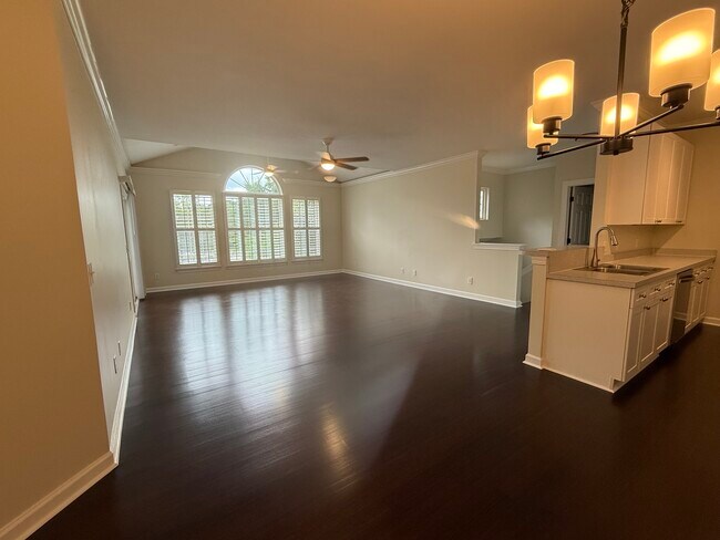 Building Photo - 1462 Wellbrooke Ln