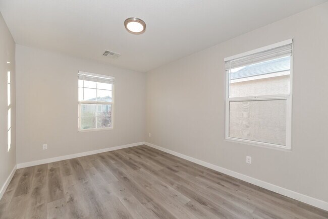 Building Photo - 7376 Cobbhan Dr