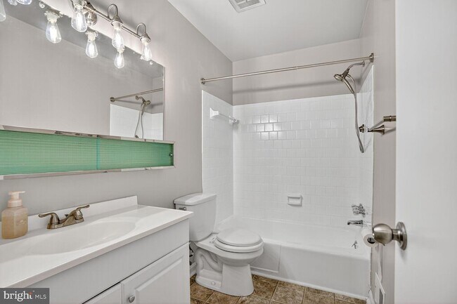 Building Photo - 7720 Loudon Dr