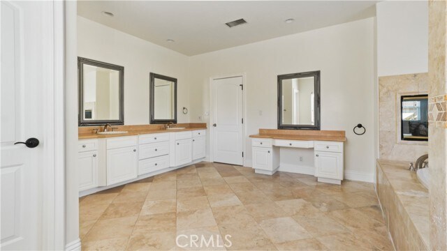 Building Photo - 5128 Avenida Hacienda