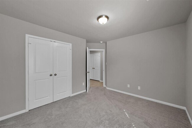 Building Photo - 14367 N Summerchase Cir
