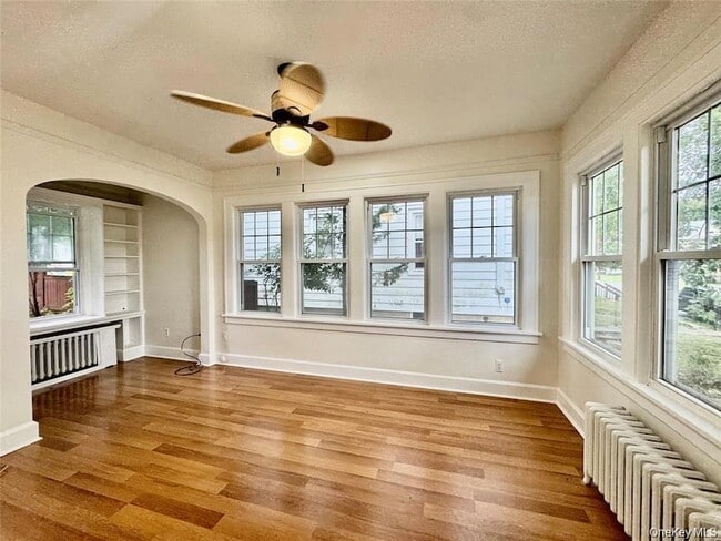 Building Photo - 73 Watkins Ave