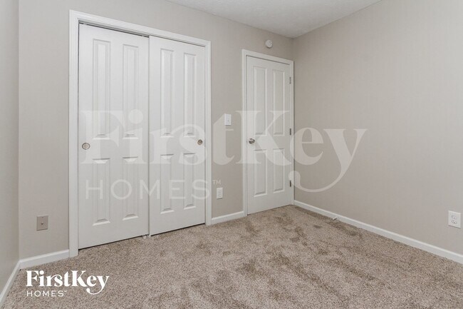 Building Photo - 540 Garden Grace Dr