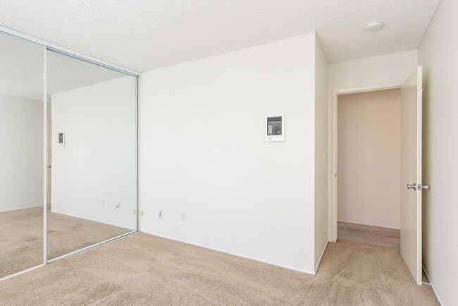 Building Photo - Serenity Abounds in University City!