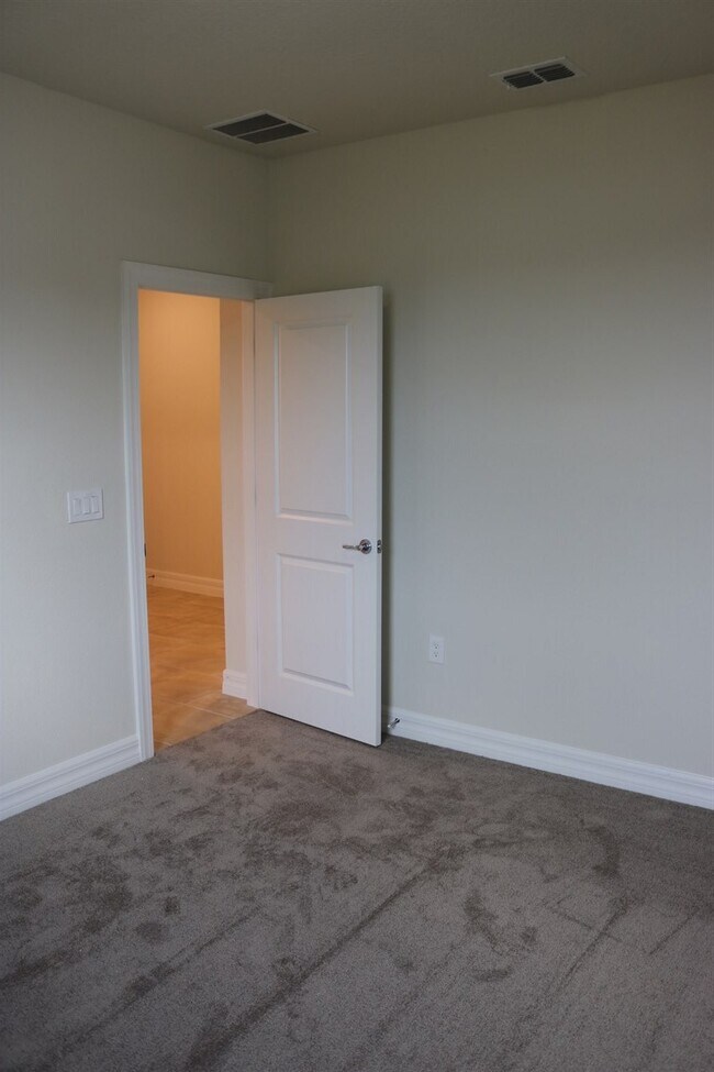 Building Photo - 667 La Mancha Dr
