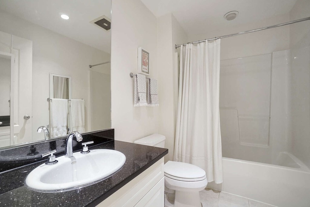 Building Photo - 1 Huntington Ave