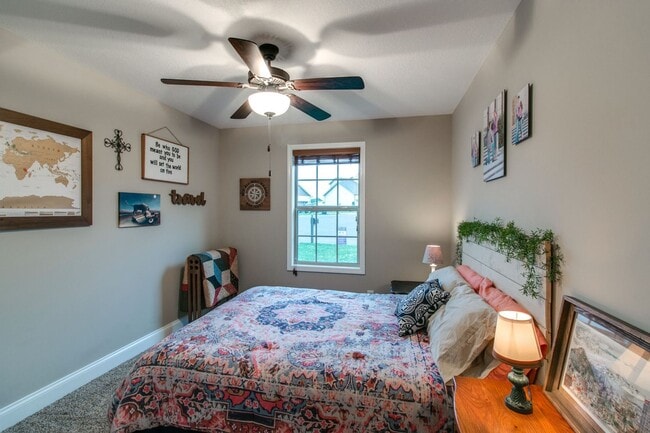 Building Photo - 115 Grassmire Dr