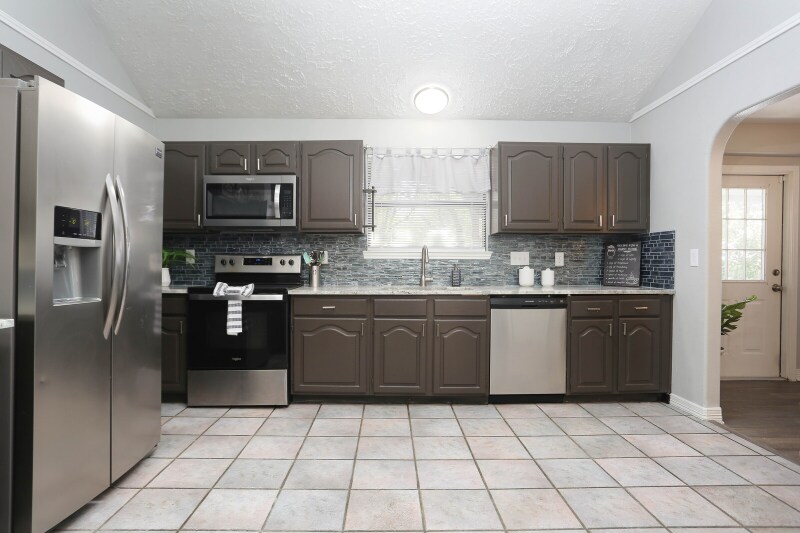 Building Photo - 9011 Welles Way