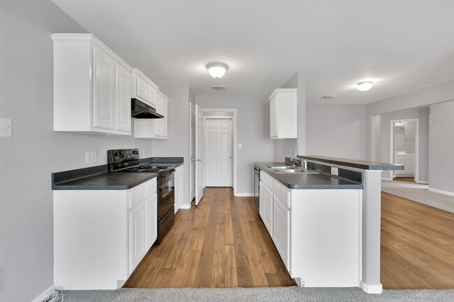 Building Photo - 4322 Medina River Loop