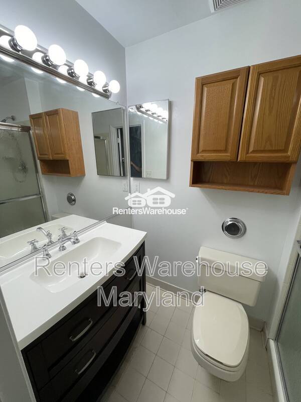 Building Photo - 3512 Thomas Pointe Ct