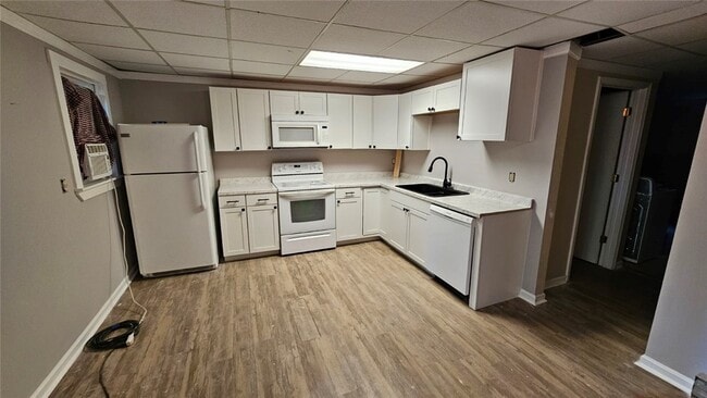 Building Photo - 251 N Clemson Ave