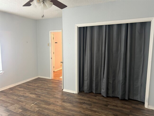 Building Photo - 17030 Morgan Ln