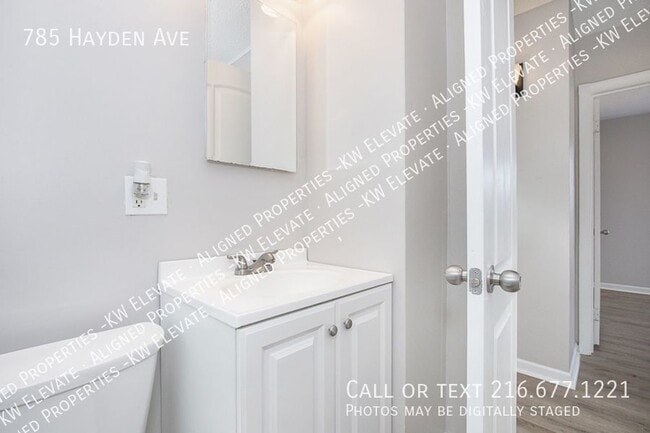 Building Photo - 785 Hayden Ave