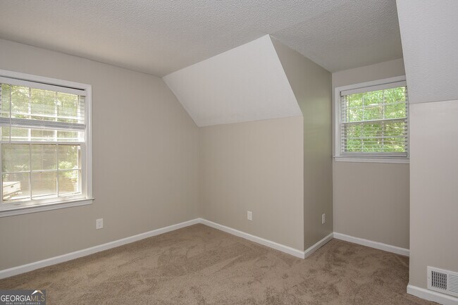 Building Photo - 39 Timber Trail SW