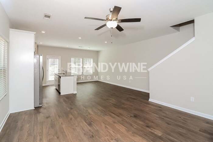 Building Photo - 110 Crestview Wy