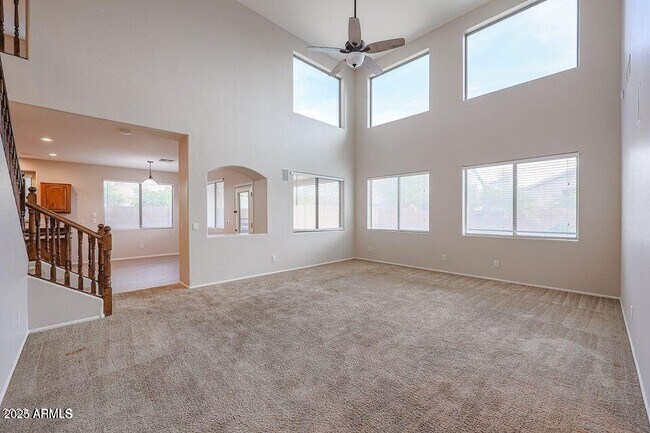 Building Photo - 16205 W Gibson Ln