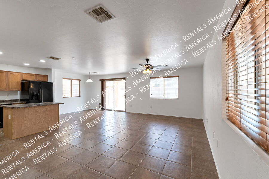 Building Photo - 14374 S Camino El Galan