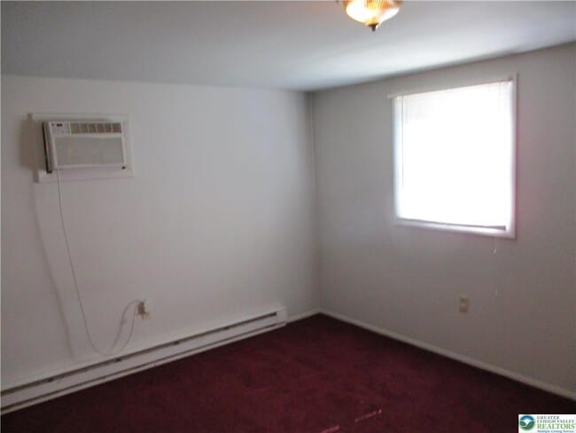 Building Photo - 713 Engler Rd