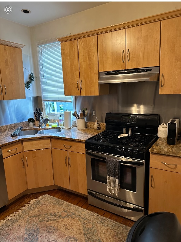 Building Photo - 296 Alaska Ave NE