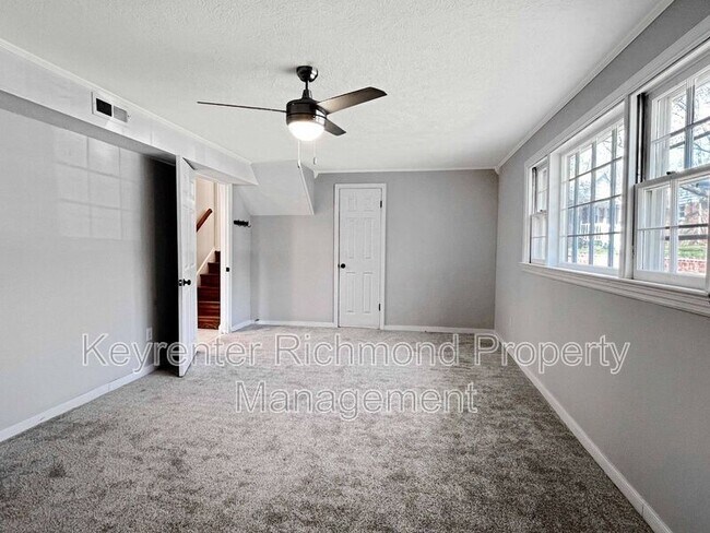 Building Photo - 2704 Susten Ct