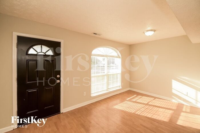 Building Photo - 2739 Lullwater Ln