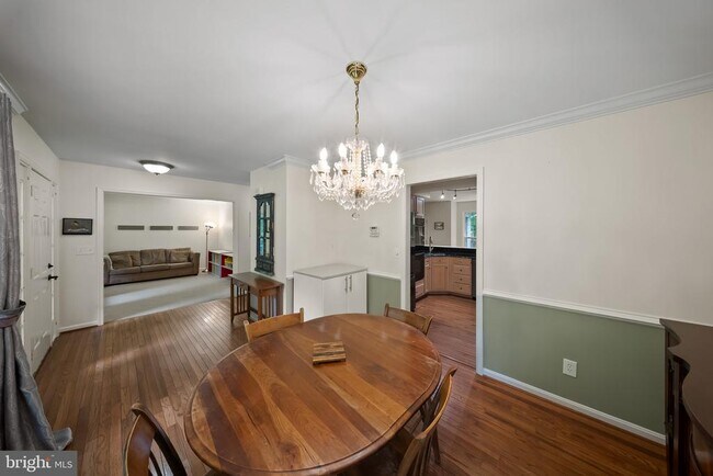 Building Photo - 1438 Mariner Dr