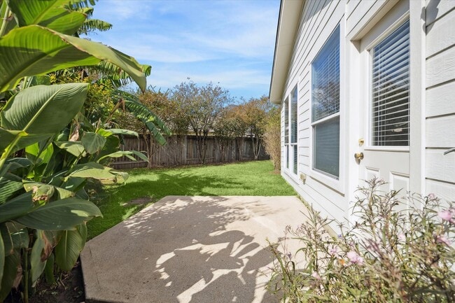 Building Photo - 15315 Streetcar Ct