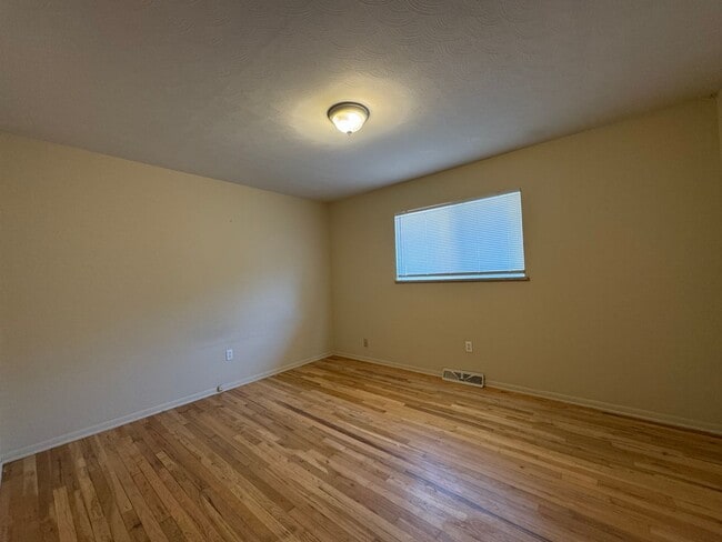 Building Photo - Cozy 2 Bedroom Duplex in Central Fort Collins