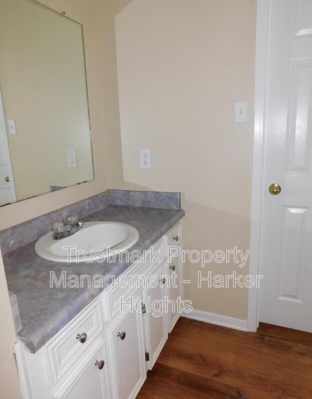Building Photo - 3103 Courtney Ln