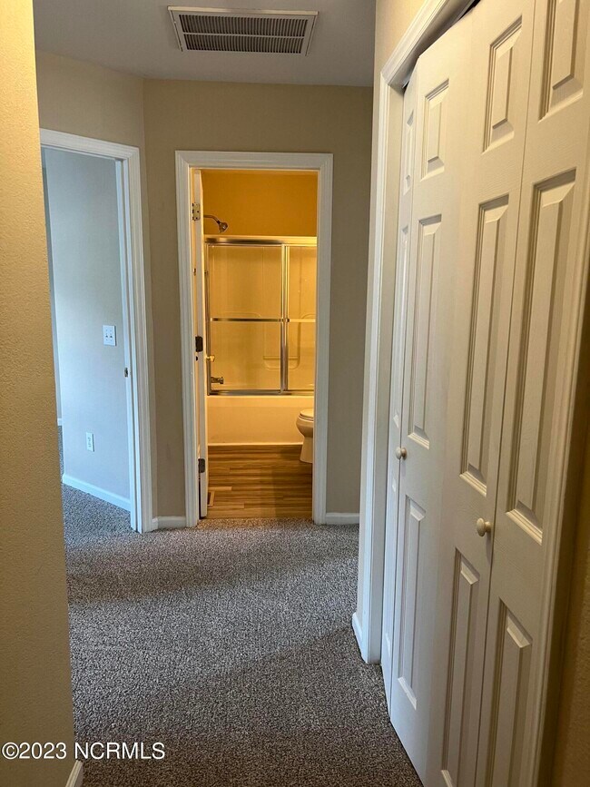 Building Photo - 4215 Williamsbrook Ln