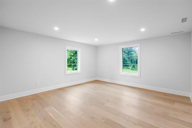 Building Photo - 73 Whippoorwill Rd