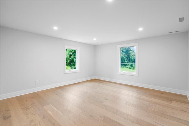 Building Photo - 73 Whippoorwill Rd