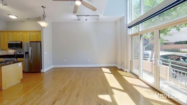 Building Photo - 444 S Blount St