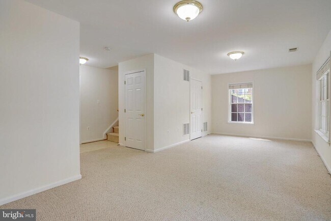 Building Photo - 141 Herndon Mill Cir