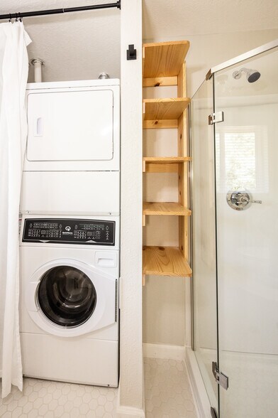 Full bath - Speed Queen stacking washer and dryer - 8717 NE Webster St