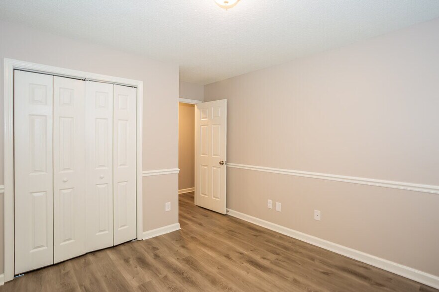 Building Photo - 971 Avery Ct