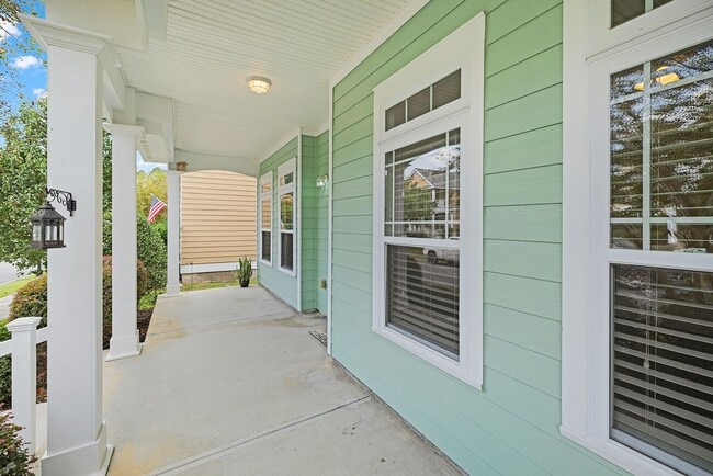 Building Photo - Port Wentworth Cottage