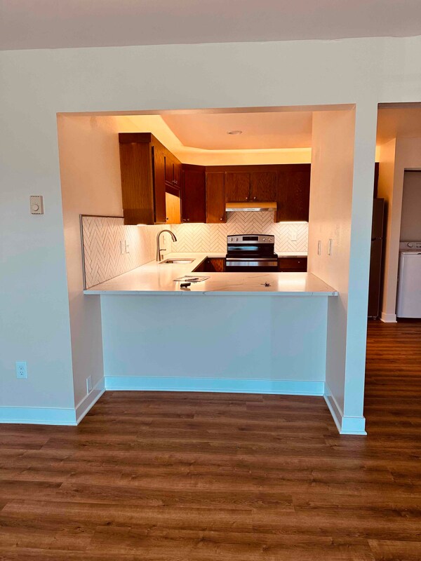 Building Photo - 3195 W Mangold Ave