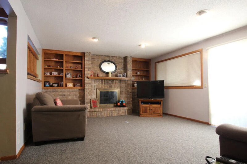 Building Photo - 2721 Westcliffe Dr