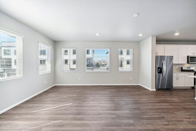 Building Photo - 12326 W 56th Ln