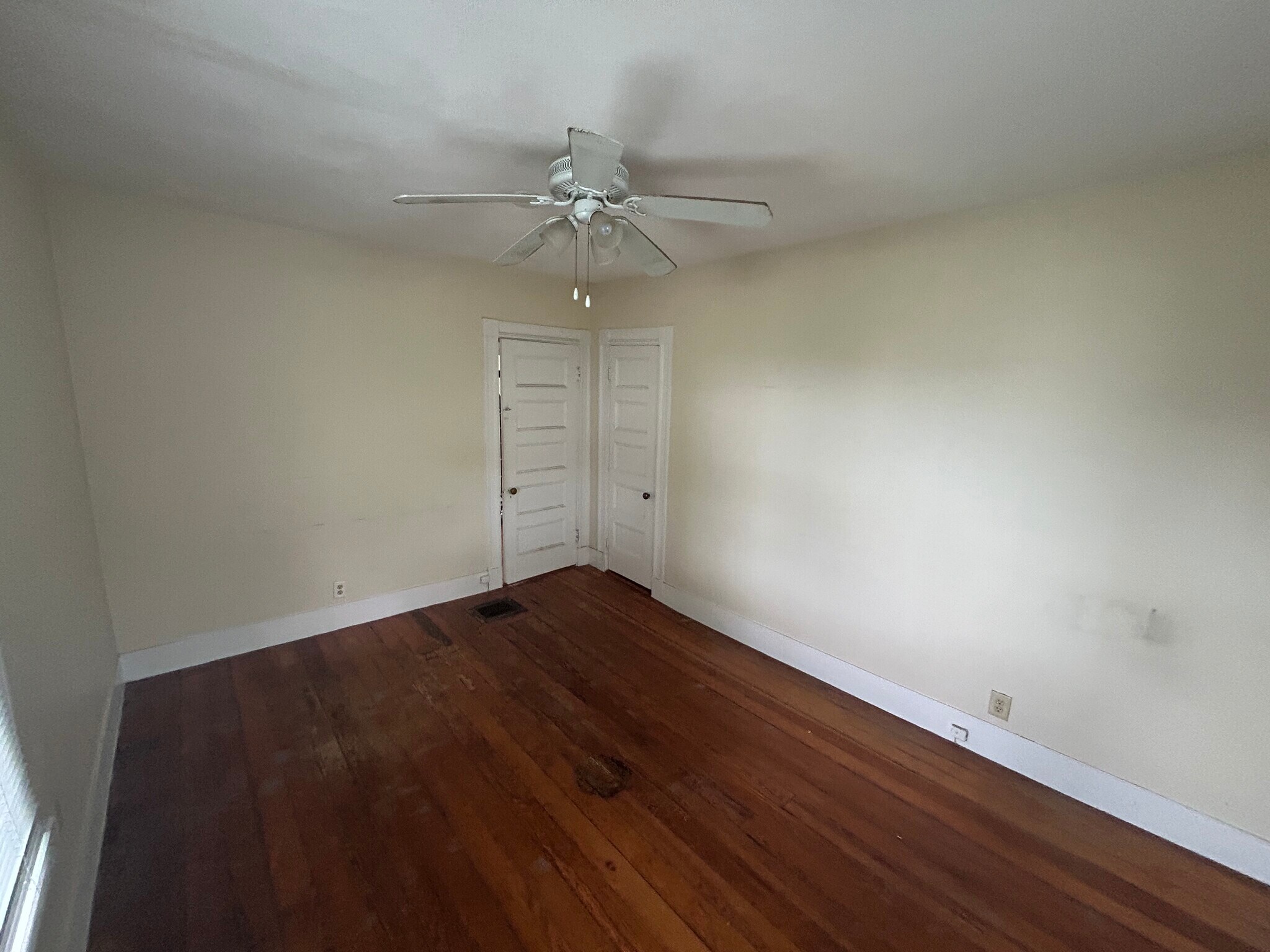 Building Photo - 27R Albion St